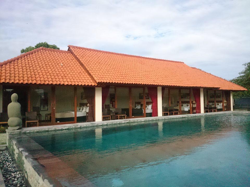 Jepara Marina Beach Bungalows Exterior photo